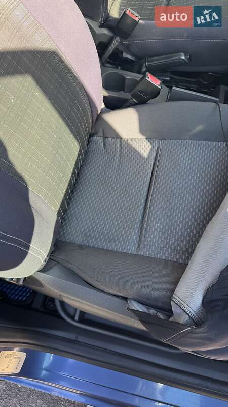 Мінівен Ford Focus C-Max 2005 в Житомирі