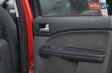 Мінівен Ford Focus C-Max 2006 в 