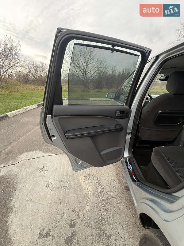 Минивэн Ford Focus C-Max 2005 в Новой Водолаге фото 31 Минивэн Ford Focus C-Max 2005 в Новой Водолаге