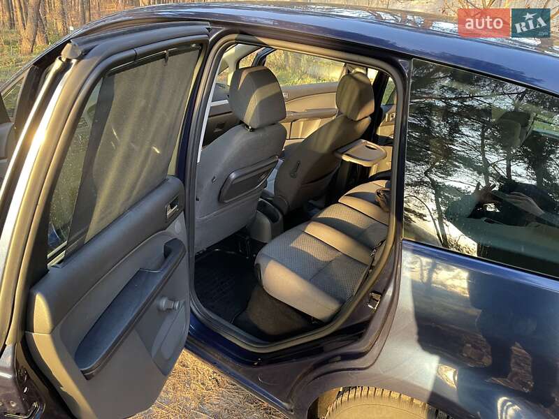 Мінівен Ford Focus C-Max 2006 в Києві