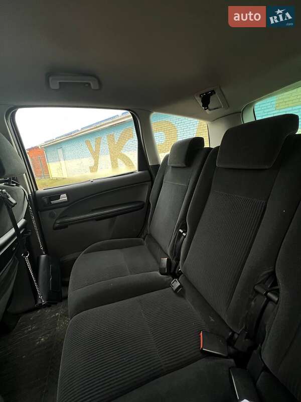 Минивэн Ford Focus C-Max 2004 в Дрогобыче