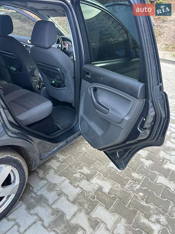 Минивэн Ford Focus C-Max 2008 в Новояворовске