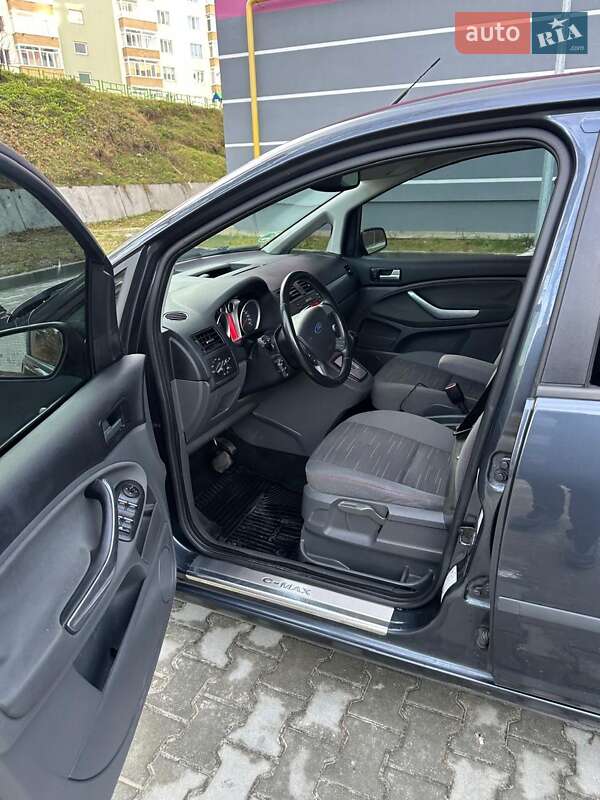 Минивэн Ford Focus C-Max 2008 в Новояворовске