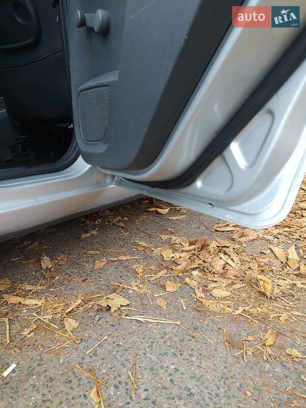 Мінівен Ford Focus C-Max 2006 в Черкасах