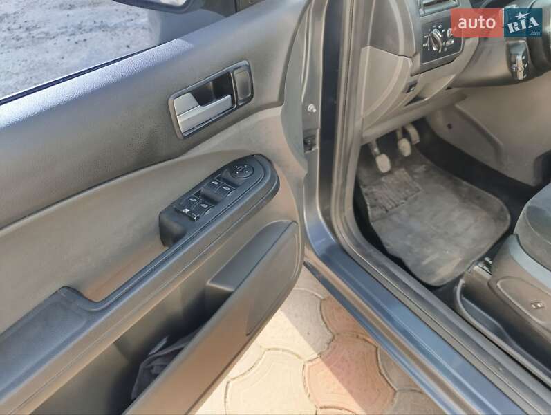 Минивэн Ford Focus C-Max 2006 в Черновцах