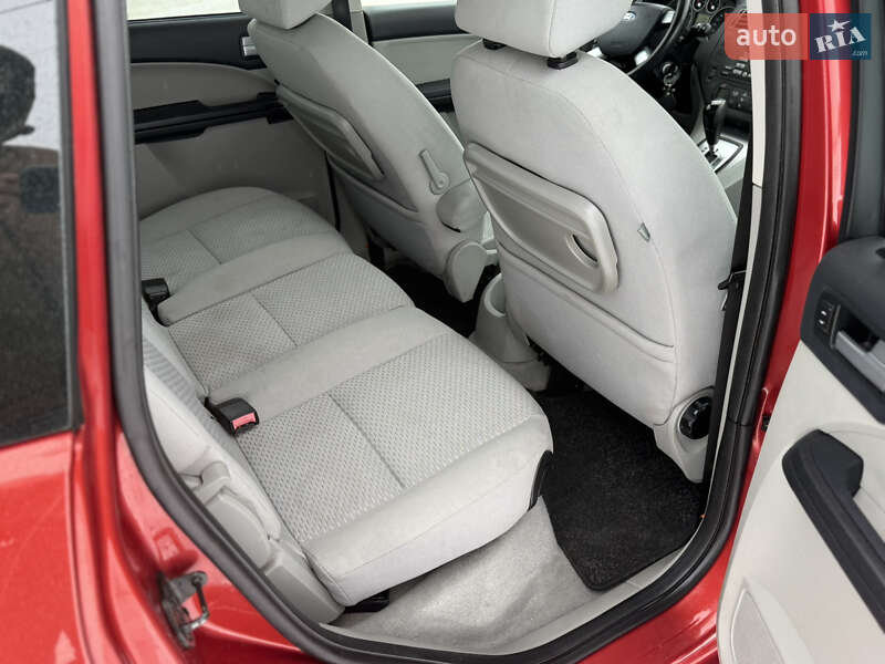 Минивэн Ford Focus C-Max 2006 в Городке фото 37 Минивэн Ford Focus C-Max 2006 в Городке