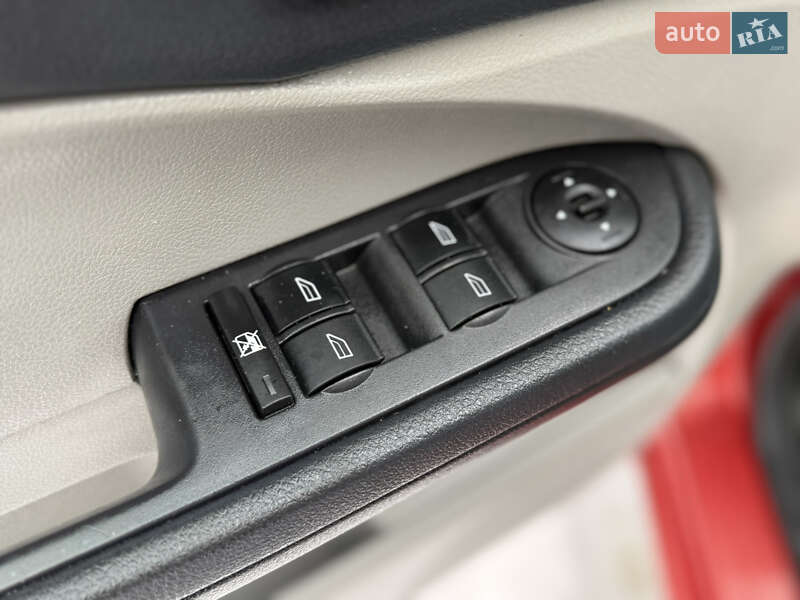 Минивэн Ford Focus C-Max 2006 в Городке фото 54 Минивэн Ford Focus C-Max 2006 в Городке