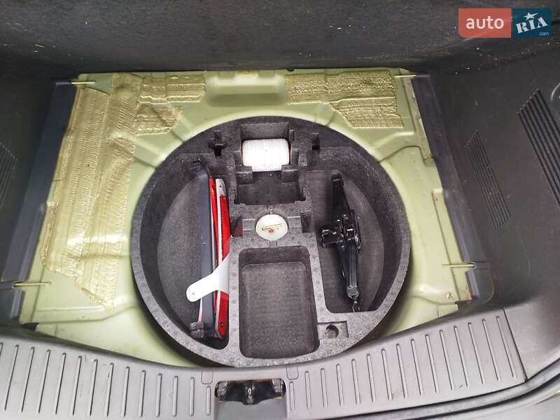 Минивэн Ford Focus C-Max 2006 в Хмельницком