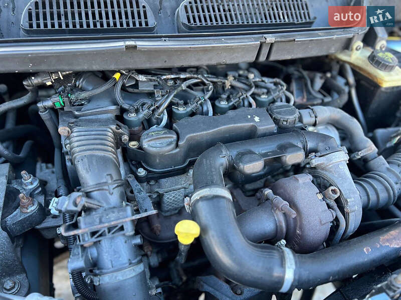 Минивэн Ford Focus C-Max 2006 в Жовкве