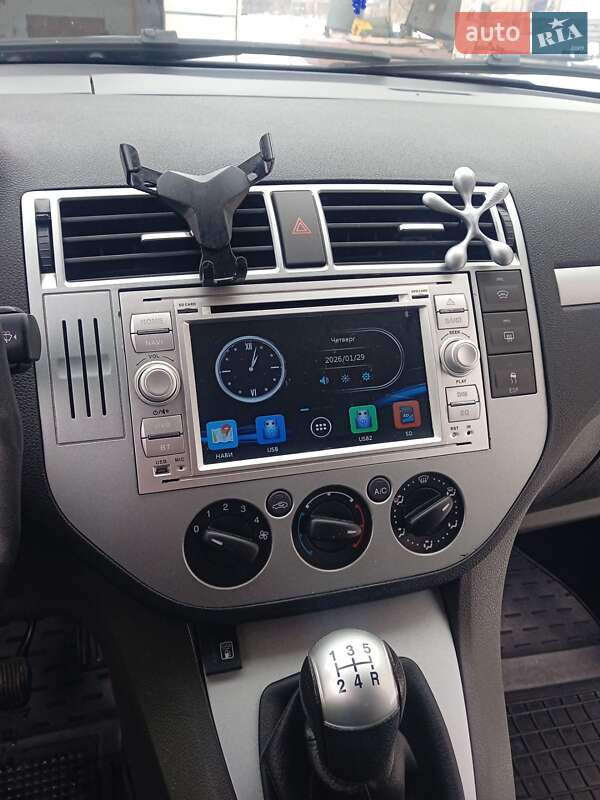 Минивэн Ford Focus C-Max 2007 в Сутисках