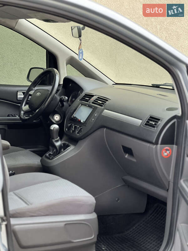 Минивэн Ford Focus C-Max 2004 в Жовкве