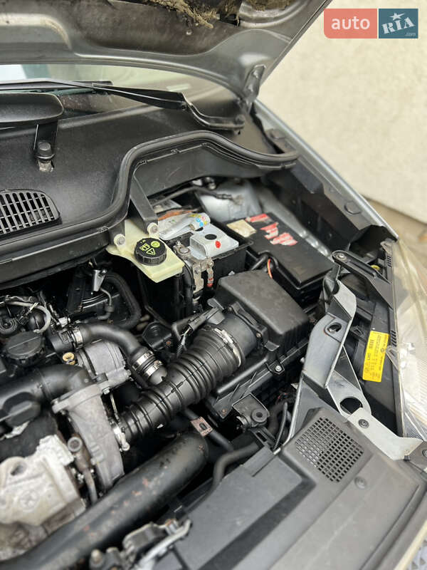 Минивэн Ford Focus C-Max 2004 в Жовкве