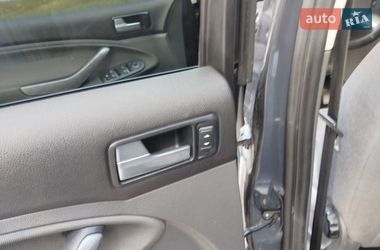 Минивэн Ford Focus C-Max 2008 в Новояворовске