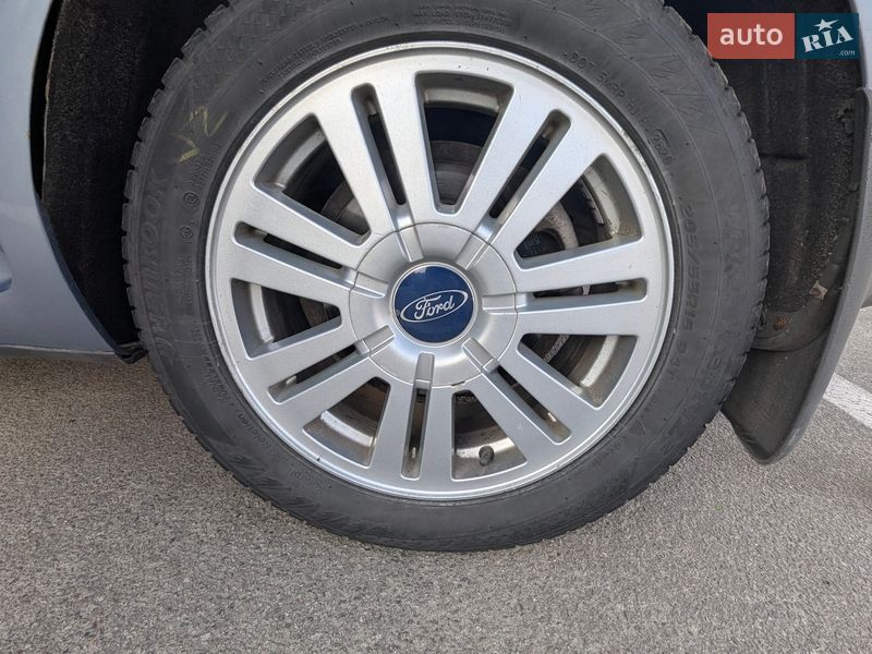 Минивэн Ford Focus C-Max 2006 в Киеве