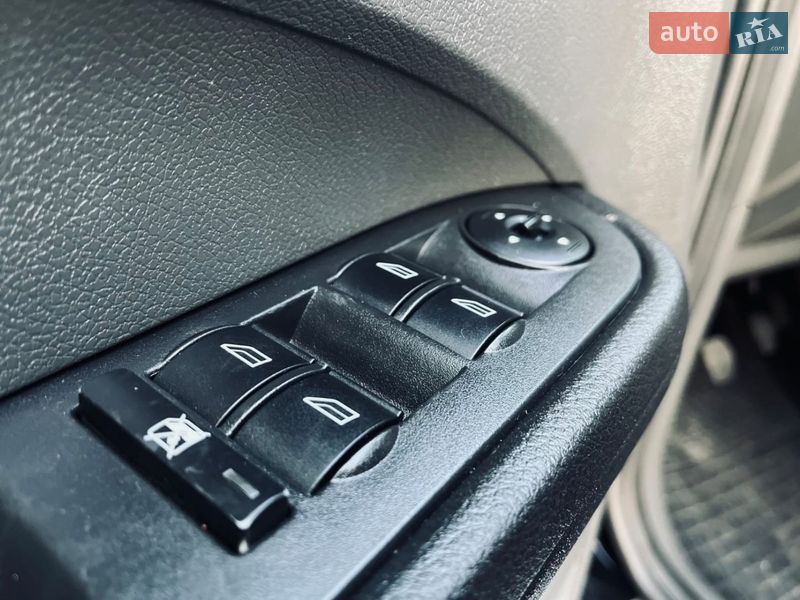 Мінівен Ford Focus C-Max 2006 в Запоріжжі