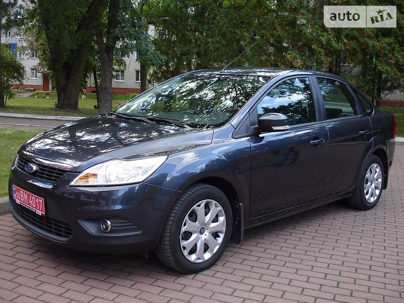 Седан Ford Focus 2012 в 