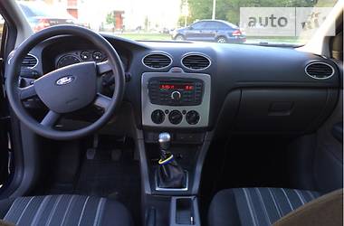 Хэтчбек Ford Focus 2011 в Киеве