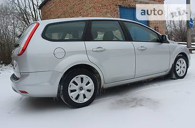 Универсал Ford Focus 2010 в Радивилове