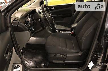 Хэтчбек Ford Focus 2010 в 
