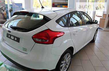 Хэтчбек Ford Focus 2017 в Житомире