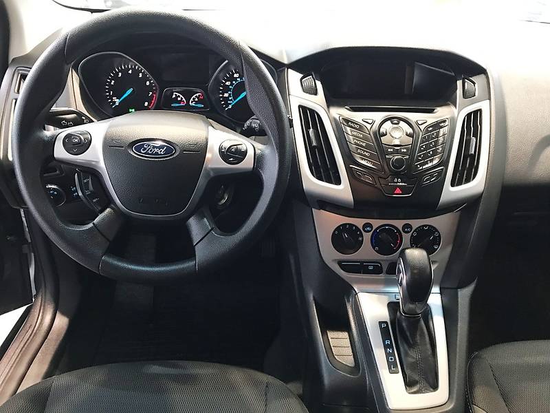 Хэтчбек Ford Focus 2013 в Полтаве