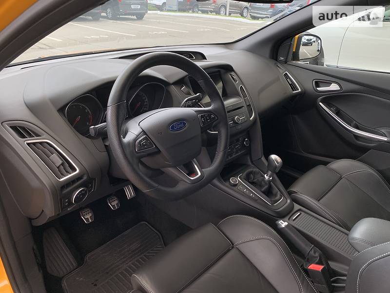 Хетчбек Ford Focus 2017 в Києві