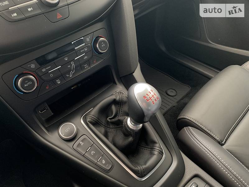 Хетчбек Ford Focus 2017 в Києві