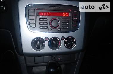 Седан Ford Focus 2007 в Киеве