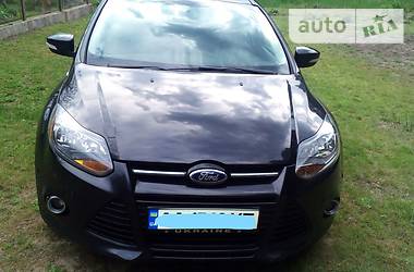 Седан Ford Focus 2014 в 