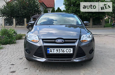 Седан Ford Focus 2013 в 