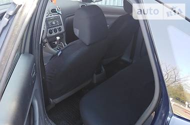 Хэтчбек Ford Focus 2006 в Мукачево