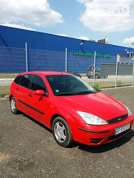 Хэтчбек Ford Focus 2002 в Запорожье