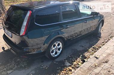 Універсал Ford Focus 2010 в 