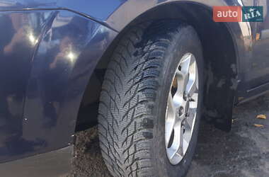 Хэтчбек Ford Focus 2005 в 