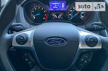 Седан Ford Focus 2012 в Киеве