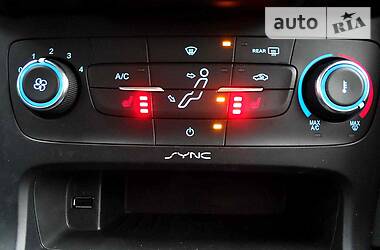 Хэтчбек Ford Focus 2017 в 