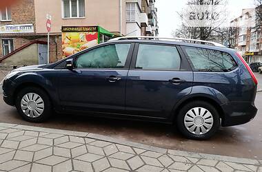 Универсал Ford Focus 2009 в Глухове