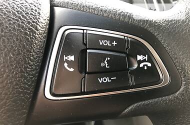 Седан Ford Focus 2016 в 