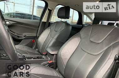 Седан Ford Focus 2017 в 