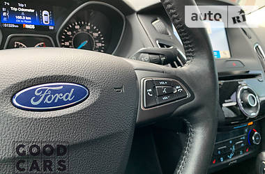 Седан Ford Focus 2017 в 
