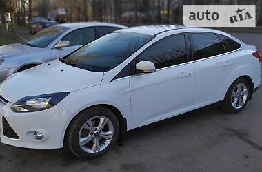 Седан Ford Focus 2011 в 