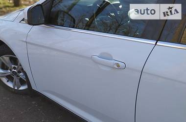 Седан Ford Focus 2011 в 