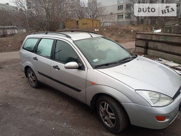 Універсал Ford Focus 2000 в Дніпрі
