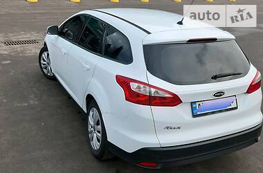 Універсал Ford Focus 2011 в 