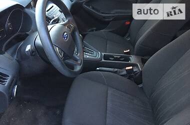 Седан Ford Focus 2015 в 
