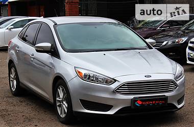 Седан Ford Focus 2015 в 