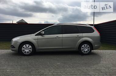 Универсал Ford Focus 2010 в 