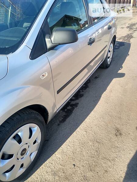 Седан Ford Focus 2005 в Виннице