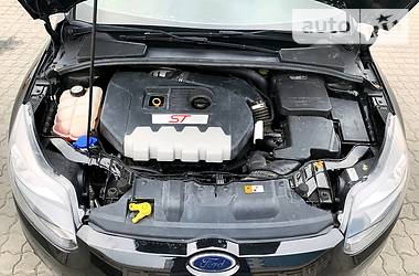 Хетчбек Ford Focus 2012 в 
