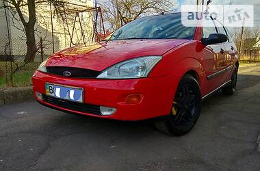 Хетчбек Ford Focus 1998 в 